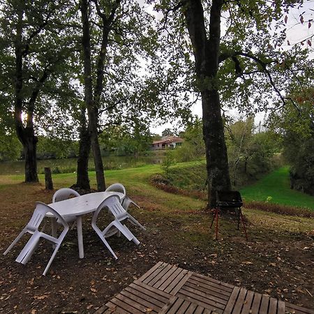 Camping De La Chagnee Saint-Aubin-le-Cloud Номер фото